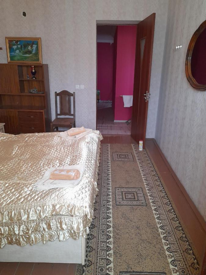 Udabno Naili Hotel Exterior foto